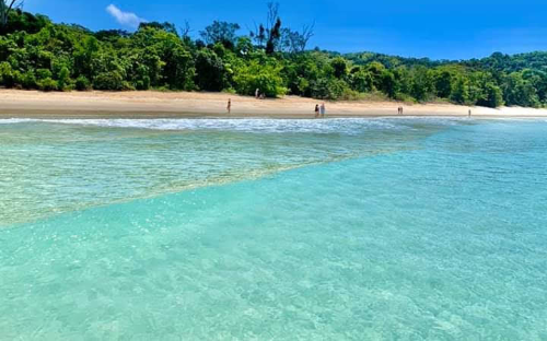 Ilha Anchieta e 7 Fontes (Escuna).