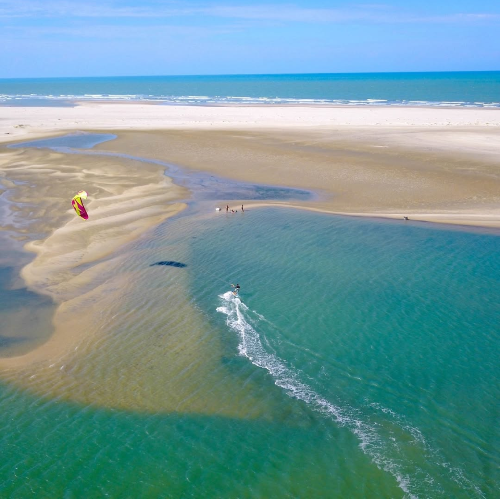LOTE PÉ NA AREIA PARAJURU CEARÁ