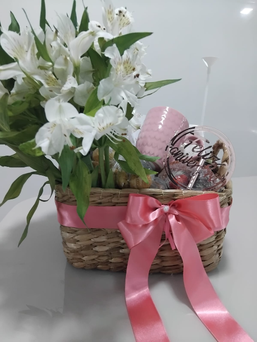 ? Presenteie com Amor: Seja para comemorar uma ocasião especial ou simplesmente para demonstrar carinho, nossas cestas são o presente perfeito. Surpreenda quem você ama com uma experiência única.