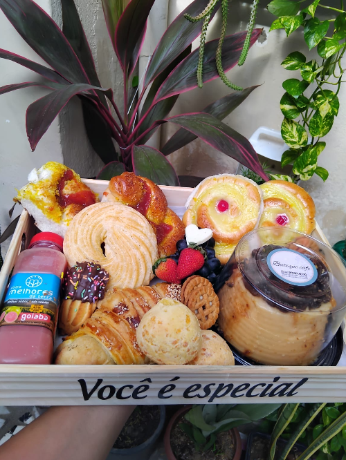 ? Presenteie com Amor: Seja para comemorar uma ocasião especial ou simplesmente para demonstrar carinho, nossas cestas são o presente perfeito. Surpreenda quem você ama com uma experiência única.