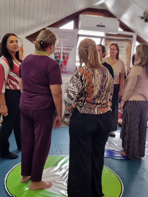 Constelação Sistêmica Familiar com Grupo de Pessoas