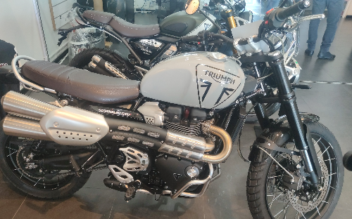 Scrambler 900 Street