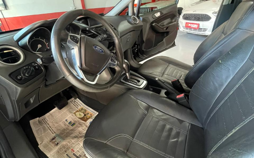 NEW FIESTA TITANIUM AUTOMÁTICO