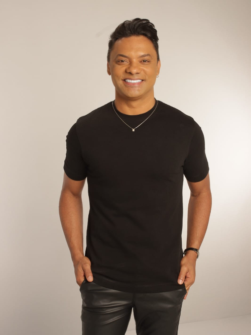FRANK MORENO