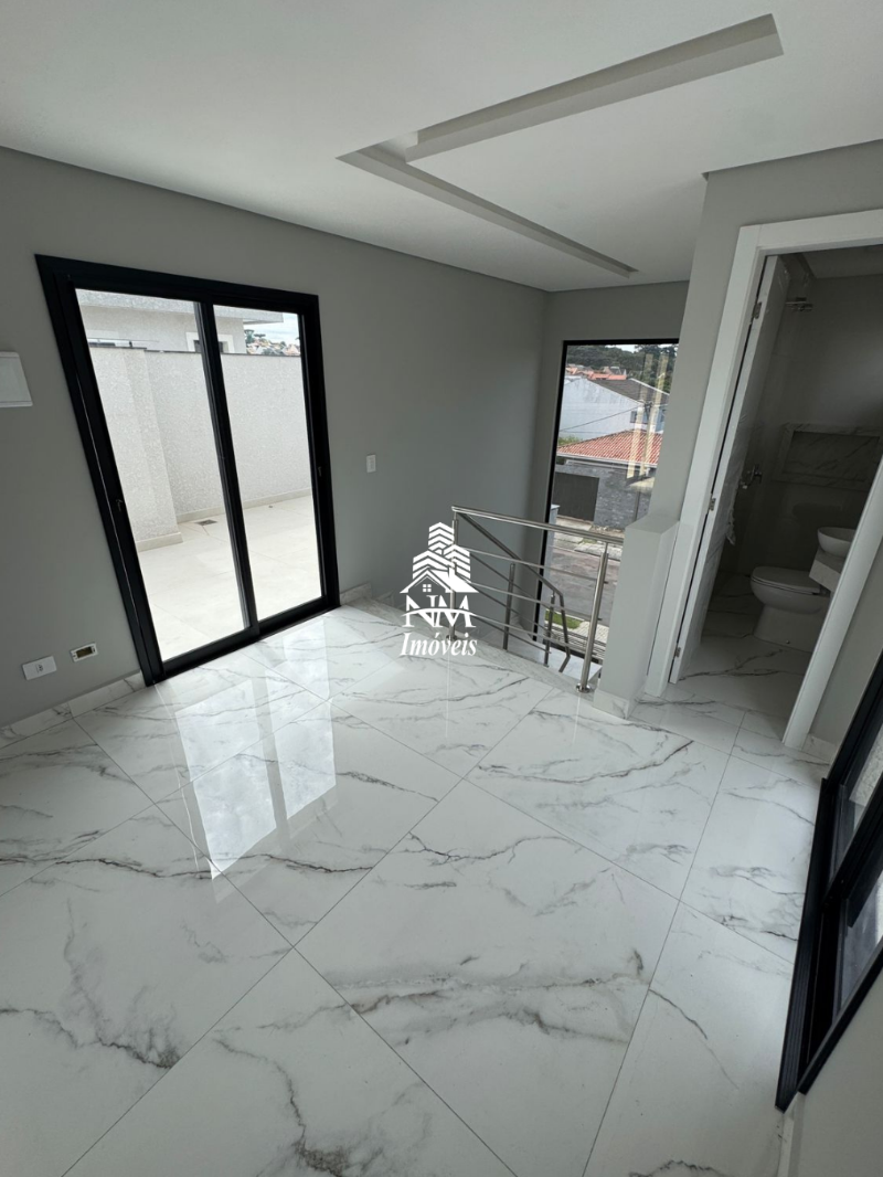 Sobrado de alto padrão à venda em Curitiba – Jardim das Américas (Residencial Flórida)