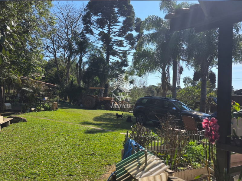 Chácara à venda em Campina Grande do Sul com 37.000 m²