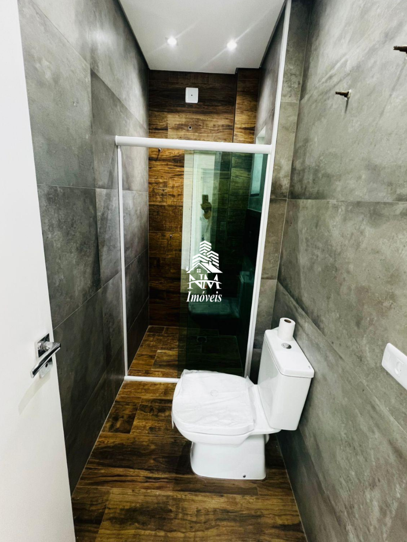 Sobrado novo de alto padrão à venda em São José dos Pinhais – Bairro Guatupê