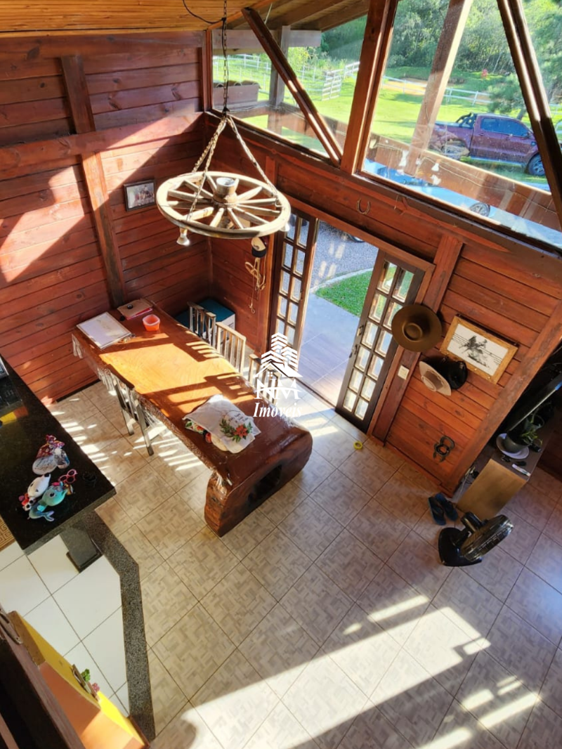 Excelente Chácara urbana à venda em Contenda com 6.630m² alto padrão