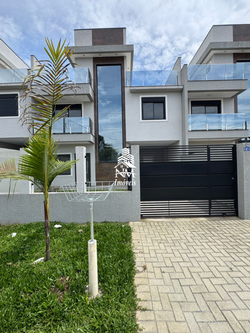 Sobrado de alto padrão à venda em Curitiba – Jardim das Américas (Residencial Flórida)