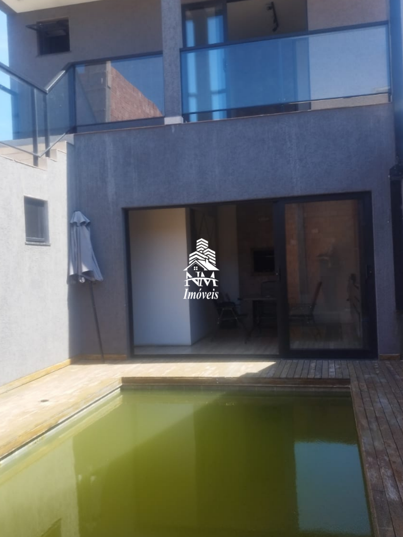 Terreno com 2 kitnets prontas e + 3 em construção à venda em São José dos Pinhais – Bairro Barro Preto