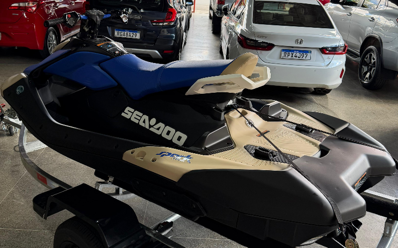 JET SKI SPARK TRIXX 2025
