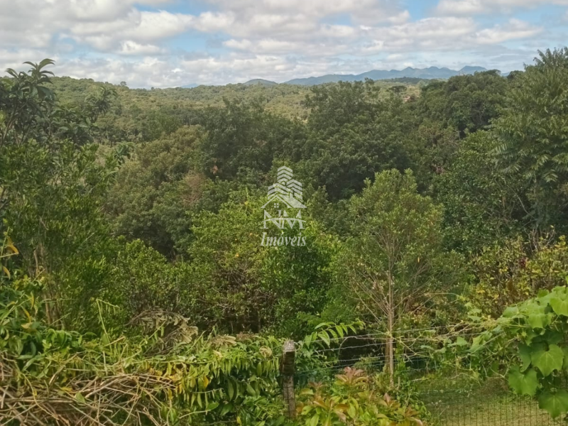 Chácara de alto padrão à venda em São José dos Pinhais com 36.000m² – Borda do Campo