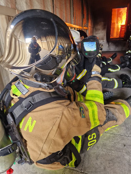 CFBT - CURSO DE COMPORTAMENTO DO FOGO EM COMPARTIMENTOS