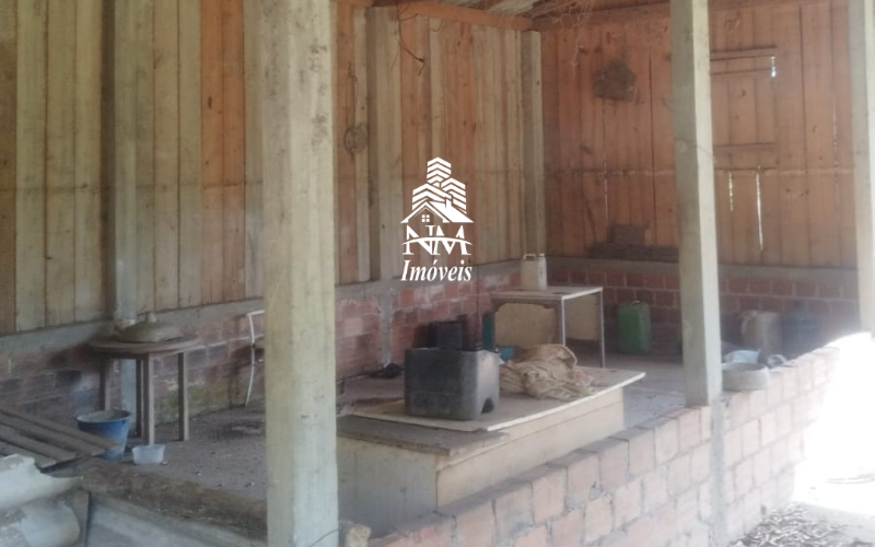 Chácara à venda em Piraquara com 39.000m² – Região Nova Tirol