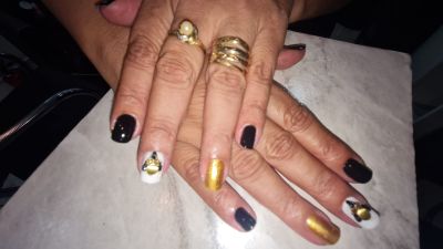 Faça já suas unhas