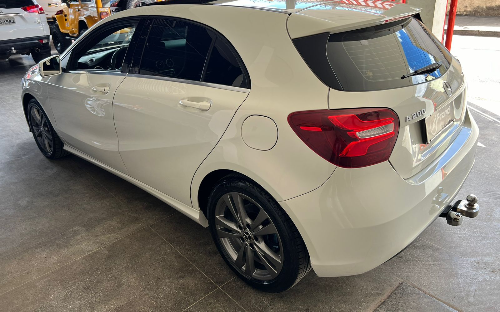 MERCEDES A200 2018