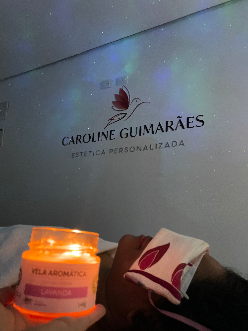 MASSAGEM TERAPÊUTICA COM VELAS
