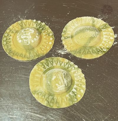 Ravioli con Ricotta e Spinaci