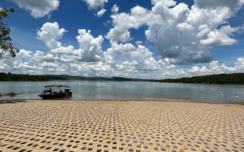 Lago Corumbá IV