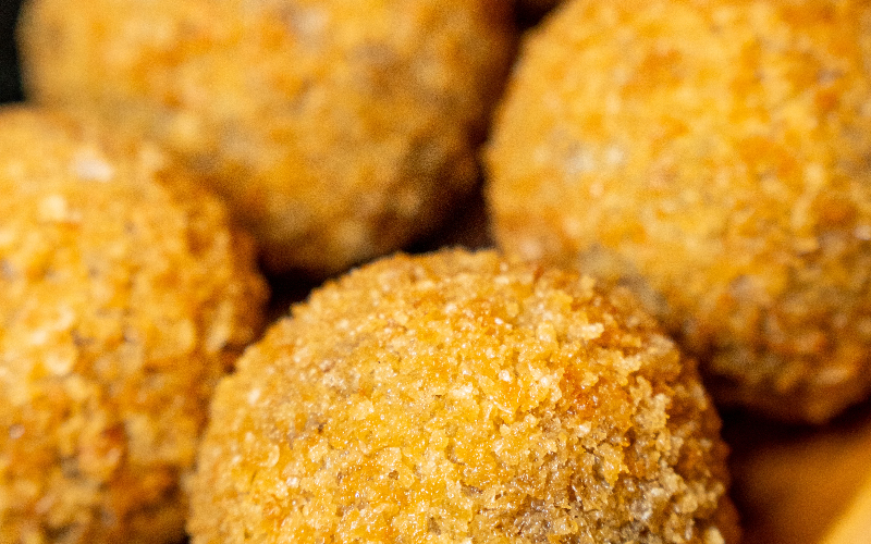 Bolinho de Costela