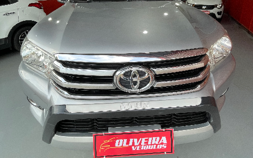 TOYOTA HILUX 2017