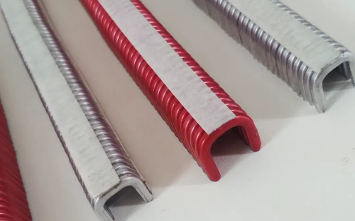 Grampos em Alumínio - O grampo de alumínio é a melhor solução para o fechamento de embalagens