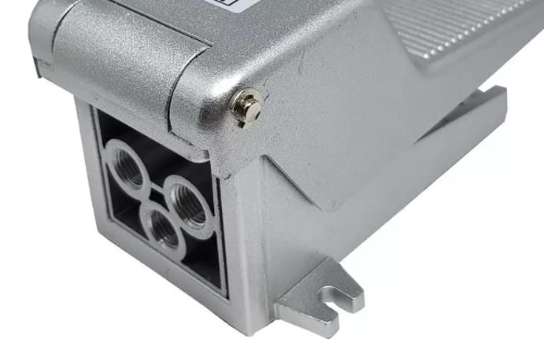 Peças de reposição, reparos de maquinas e equipamentos
