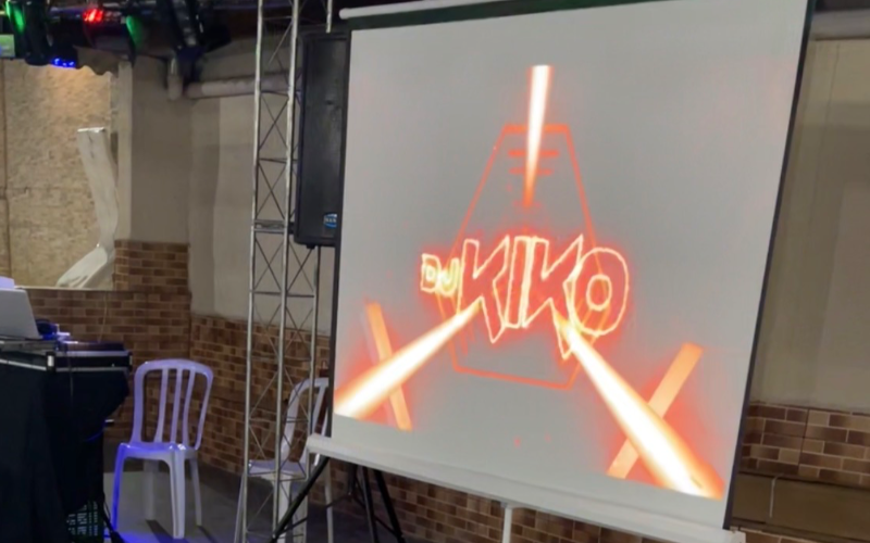 Projeção Profissional e Telões de Alta Luminosidade A partir de:
