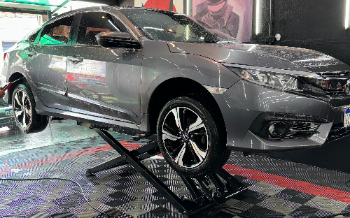 Lavagem técnica de chassi e motor.