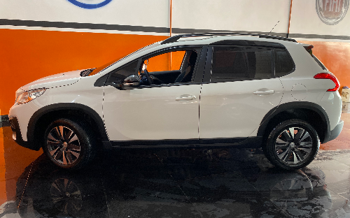 PEUGEOT 2008 1.6 2022