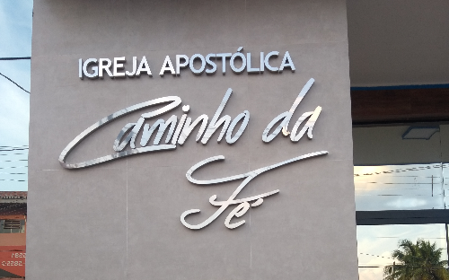Letras em aço inox