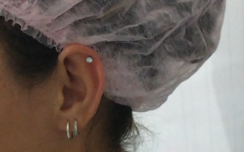 Body Piercing Auricular