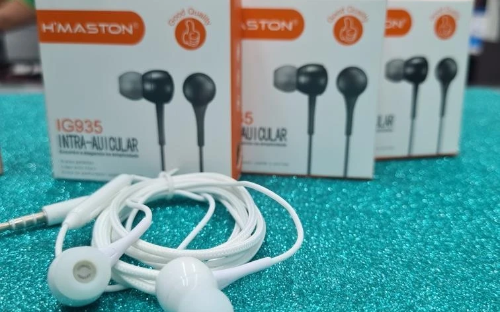 Fones de ouvido com fio