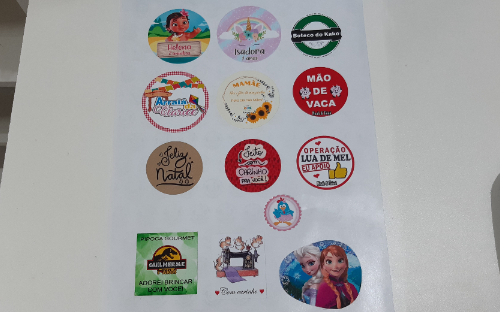 Adesivos personalizados
