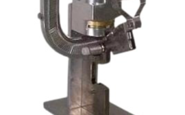 NW-1011H-1011V - Grampeadeira pneumática semiautomática com mandíbula.