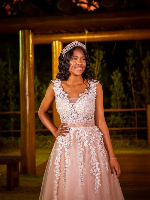 VESTIDO DE DEBUTANTE