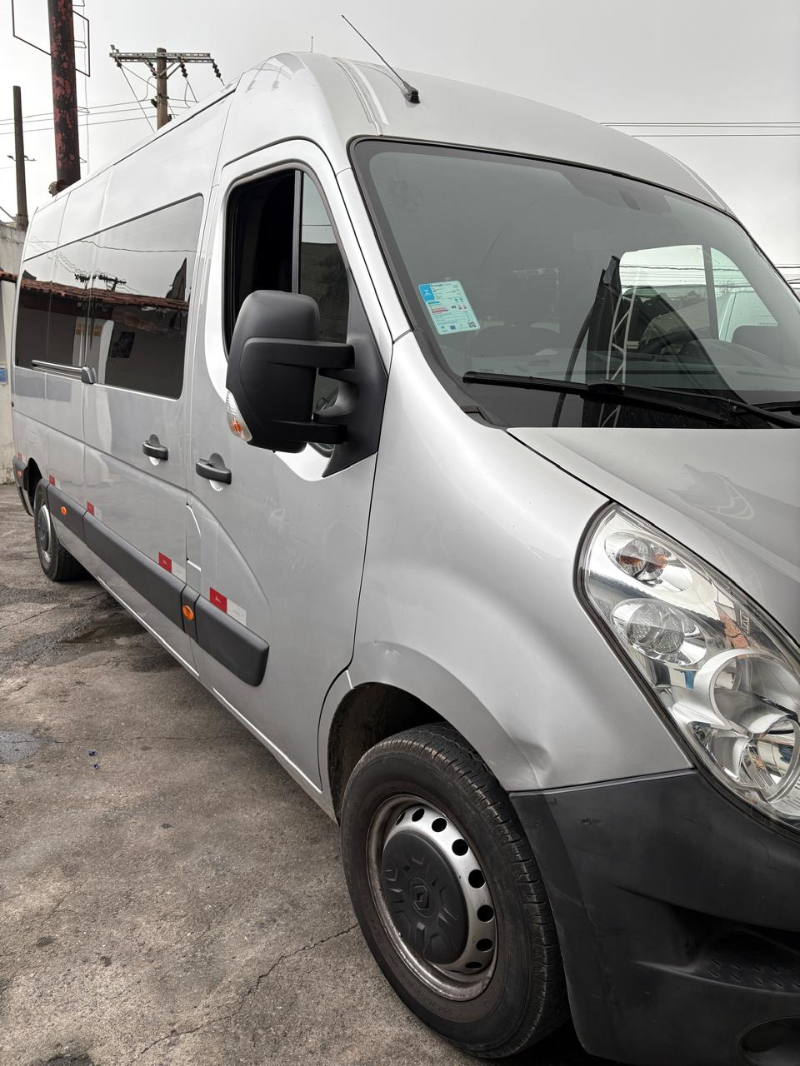 RENAULT MASTER L3H2 - 16 LUGARES