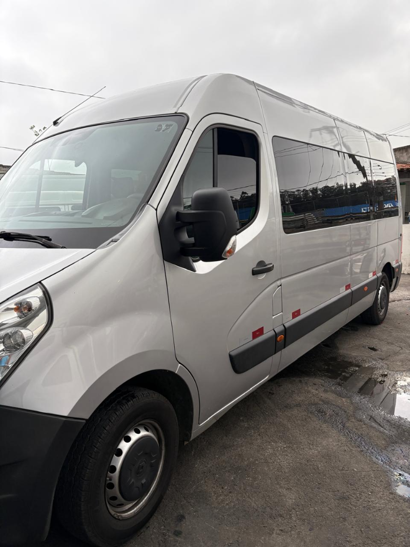 RENAULT MASTER L3H2 - 16 LUGARES
