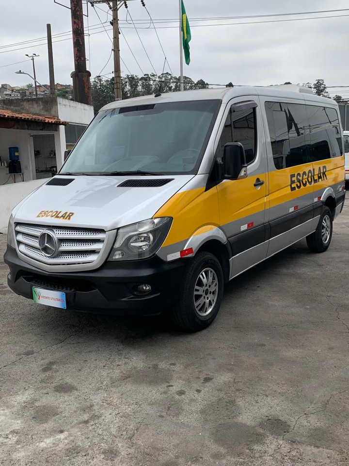 MB SPRINTER 415 2.2 CDI -24 LUGARES