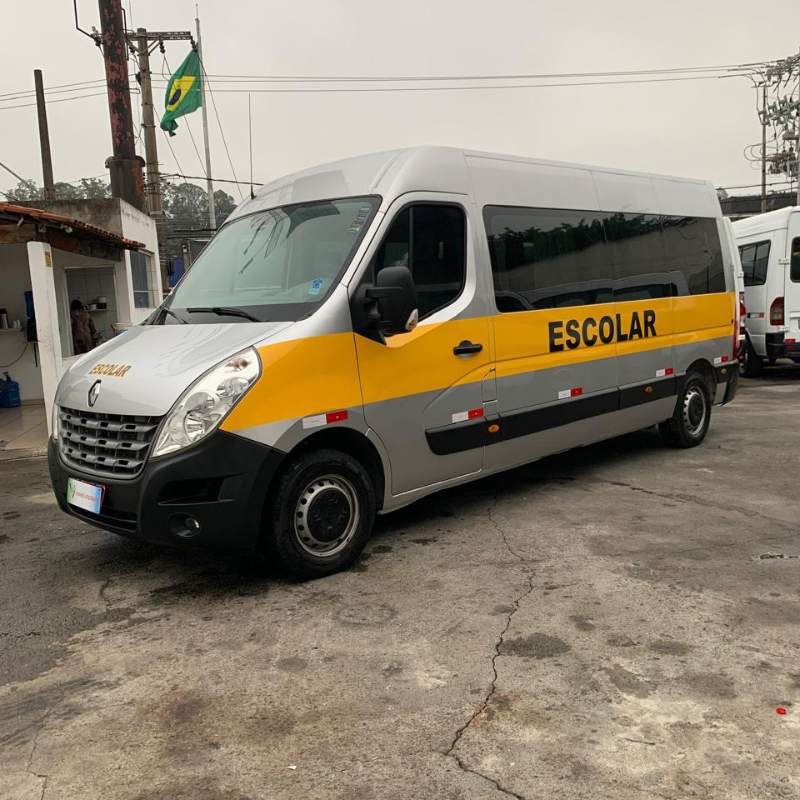 RENAULT MASTER L3H2 16 LUGARES