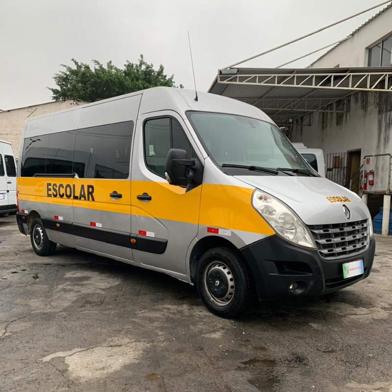 RENAULT MASTER L3H2 16 LUGARES