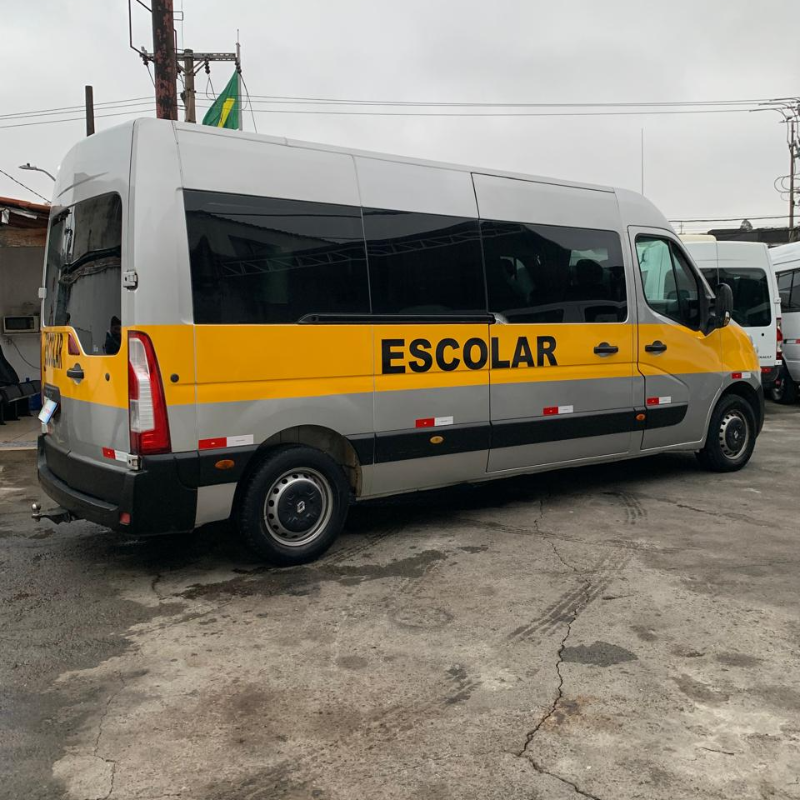 RENAULT MASTER L3H2 16 LUGARES
