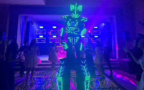 Robozão e Robô tequileiro