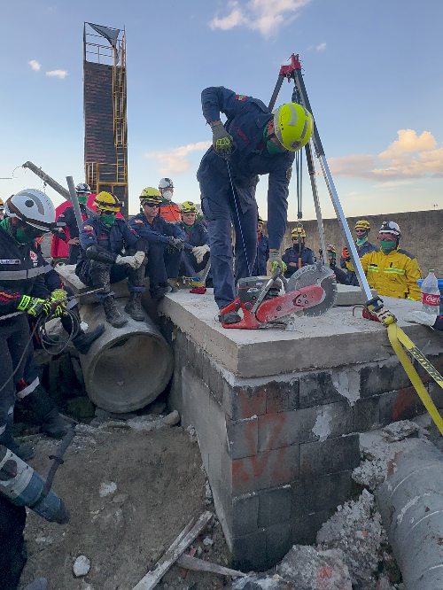 STRUCTURAL COLLAPSE - BUSCA E RESGATE EM ESTRUTURAS COLAPSADAS