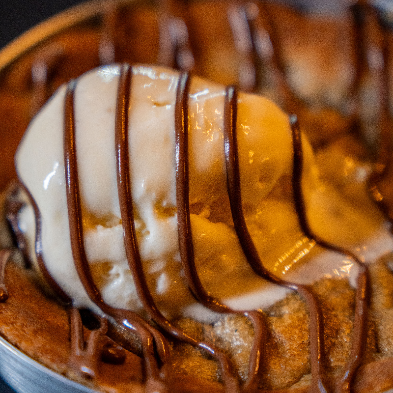 TORTA COOKIE DE NUTELLA COM SORVETE
