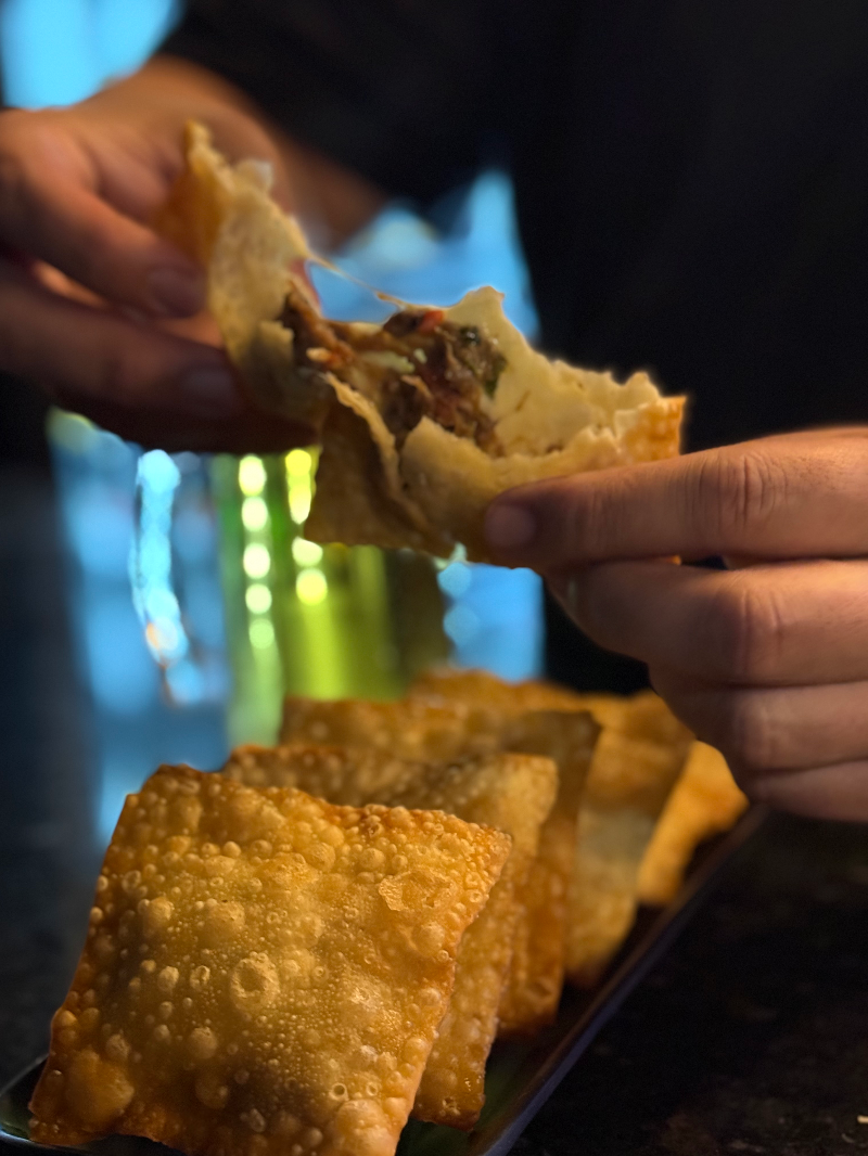 Pastelzinho de cupim com queijo!