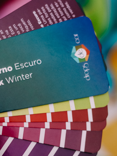 CONSULTORIA DE COLORAÇÃO & VISAGISMO