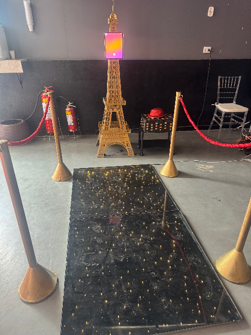 Totem Paris