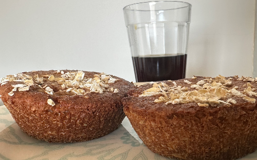 Bolinho de Banana e Aveia - 04 unidades