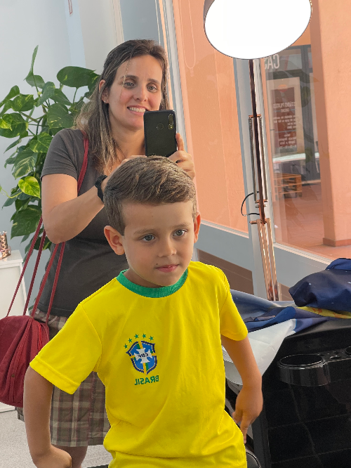 Cortes infantil. Unisex com lavagem 15€